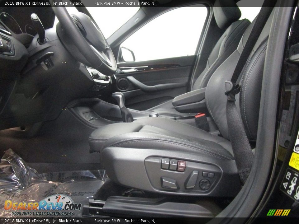 2018 BMW X1 xDrive28i Jet Black / Black Photo #10