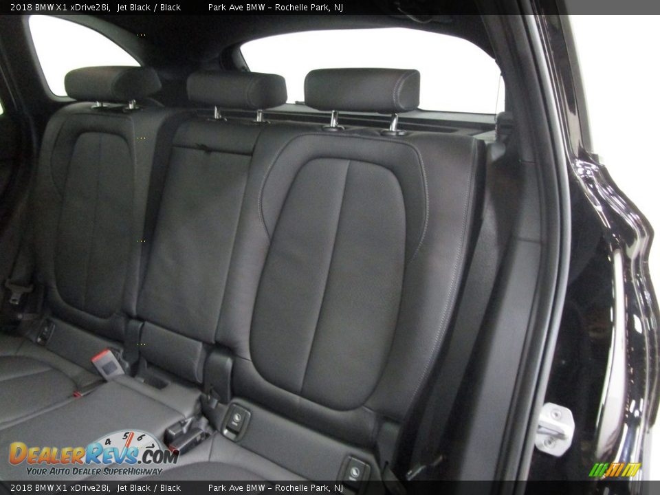 2018 BMW X1 xDrive28i Jet Black / Black Photo #12