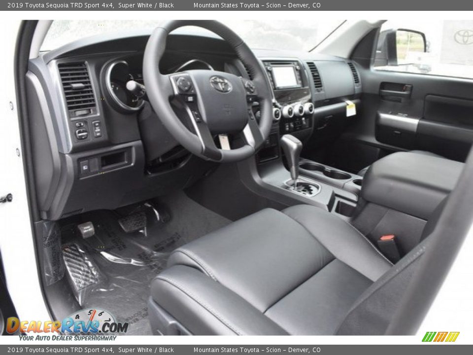 Black Interior - 2019 Toyota Sequoia TRD Sport 4x4 Photo #5