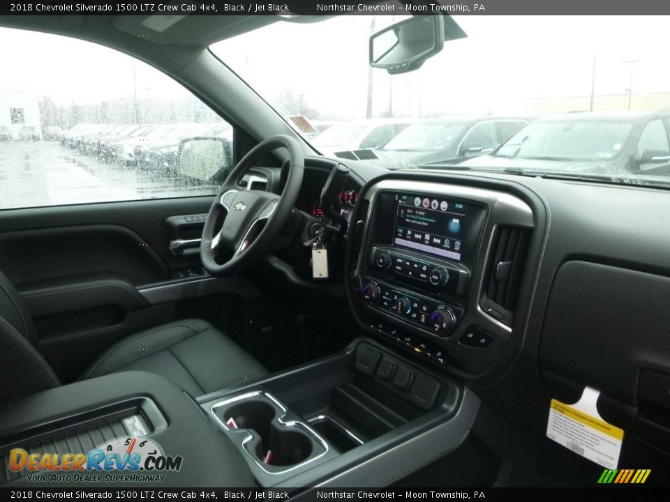 2018 Chevrolet Silverado 1500 LTZ Crew Cab 4x4 Black / Jet Black Photo #11