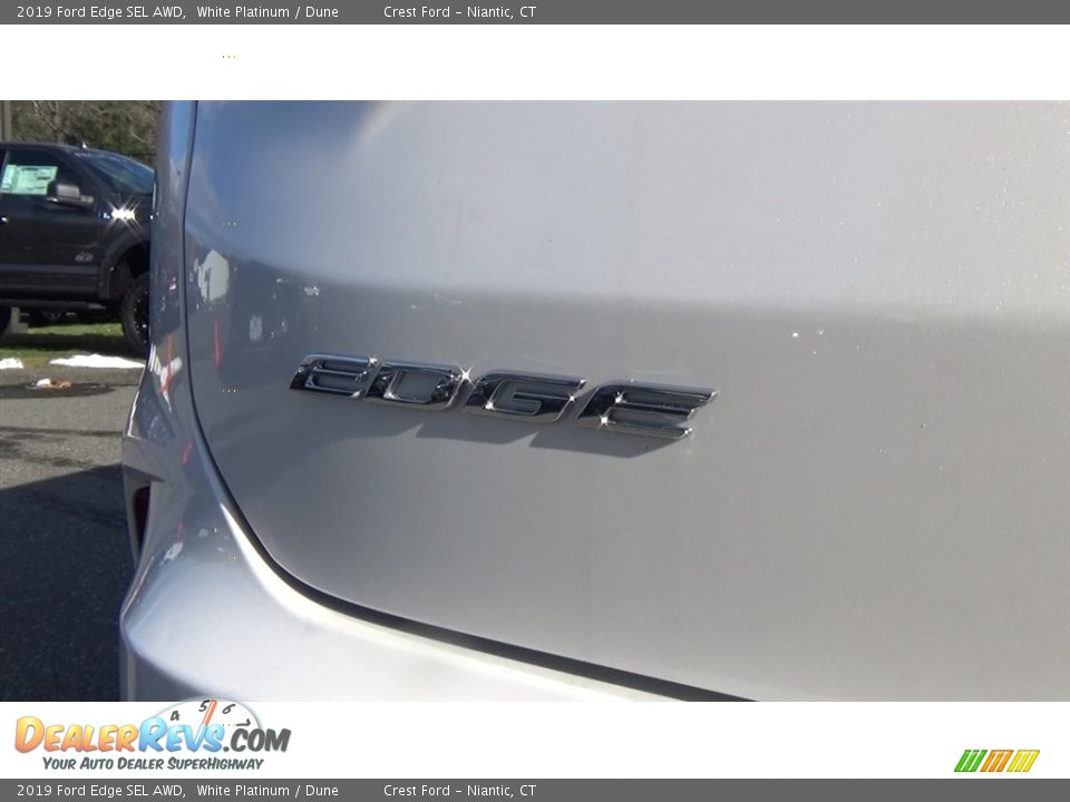 2019 Ford Edge SEL AWD White Platinum / Dune Photo #10