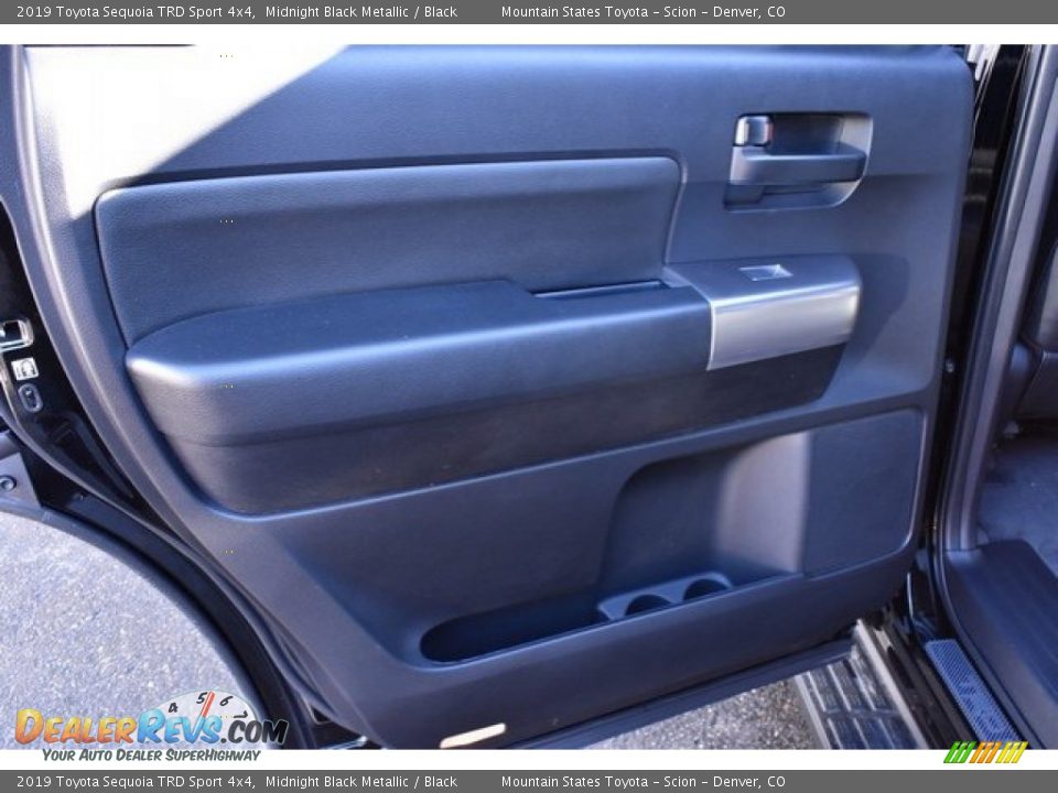 2019 Toyota Sequoia TRD Sport 4x4 Midnight Black Metallic / Black Photo #24