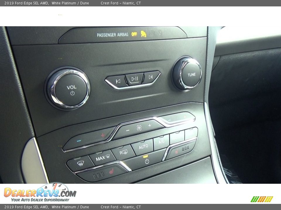 2019 Ford Edge SEL AWD White Platinum / Dune Photo #16