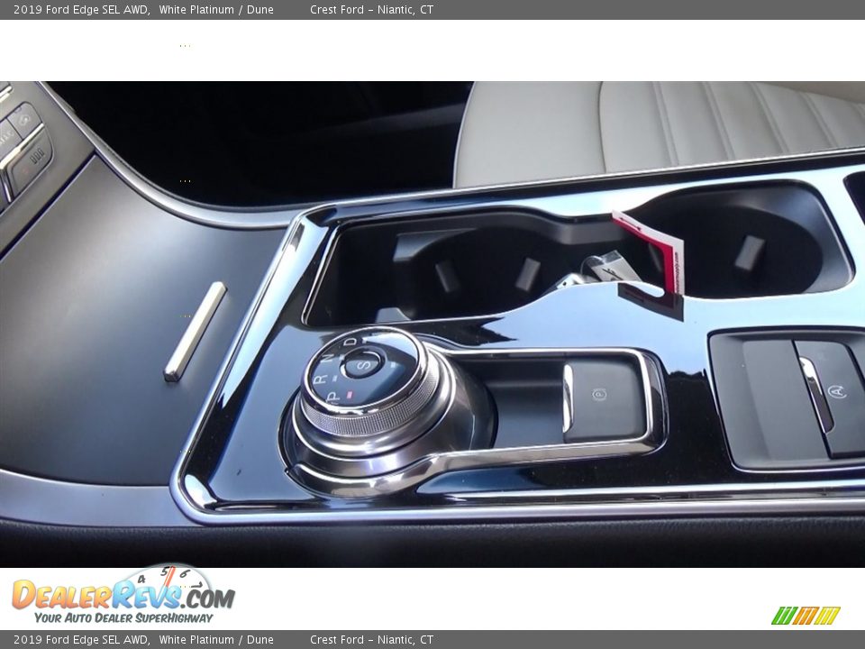 2019 Ford Edge SEL AWD White Platinum / Dune Photo #17