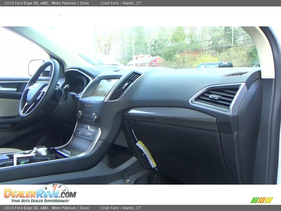 2019 Ford Edge SEL AWD White Platinum / Dune Photo #25