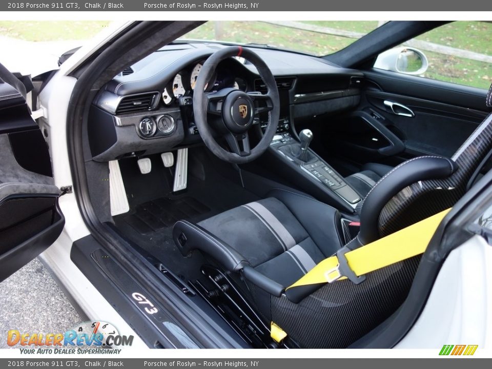 Black Interior - 2018 Porsche 911 GT3 Photo #13