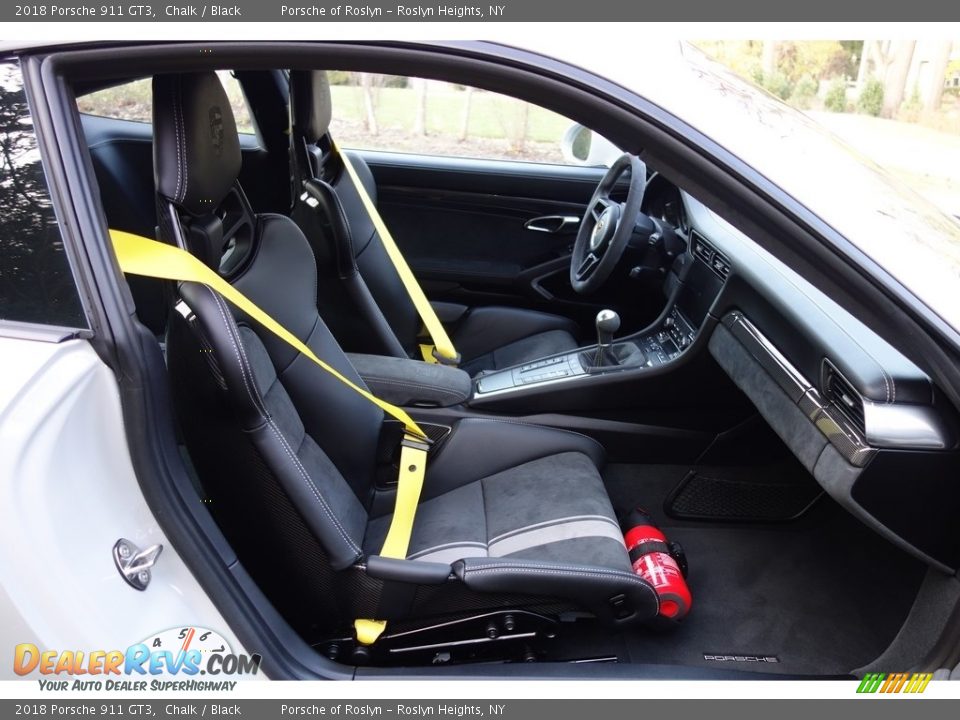 Front Seat of 2018 Porsche 911 GT3 Photo #16