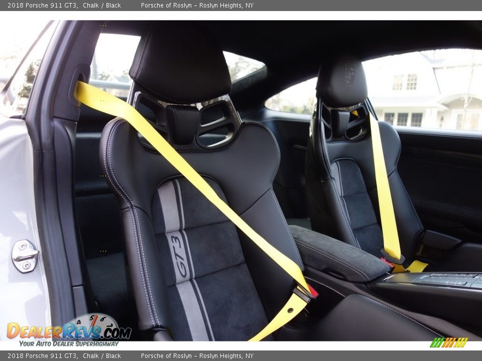 Front Seat of 2018 Porsche 911 GT3 Photo #18