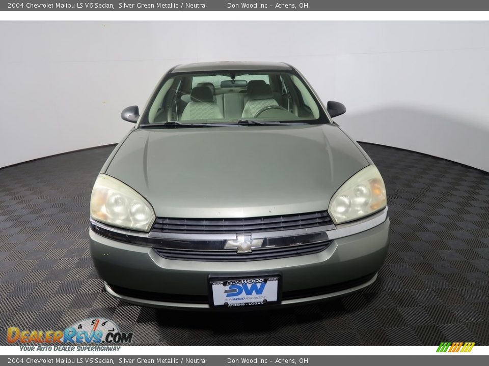 2004 Chevrolet Malibu LS V6 Sedan Silver Green Metallic / Neutral Photo #5