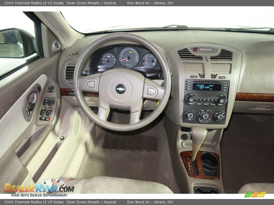 2004 Chevrolet Malibu LS V6 Sedan Silver Green Metallic / Neutral Photo #16