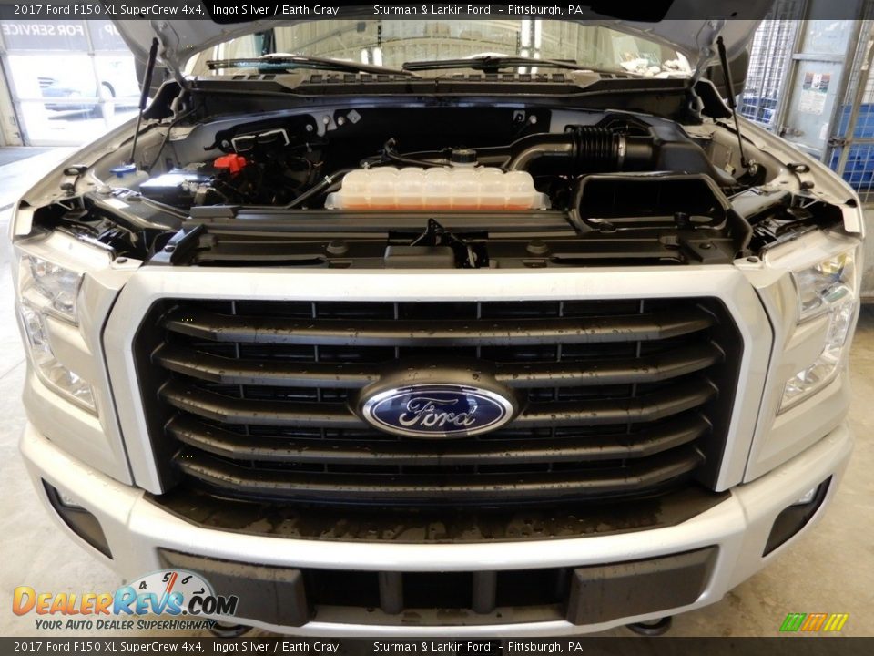 2017 Ford F150 XL SuperCrew 4x4 Ingot Silver / Earth Gray Photo #10