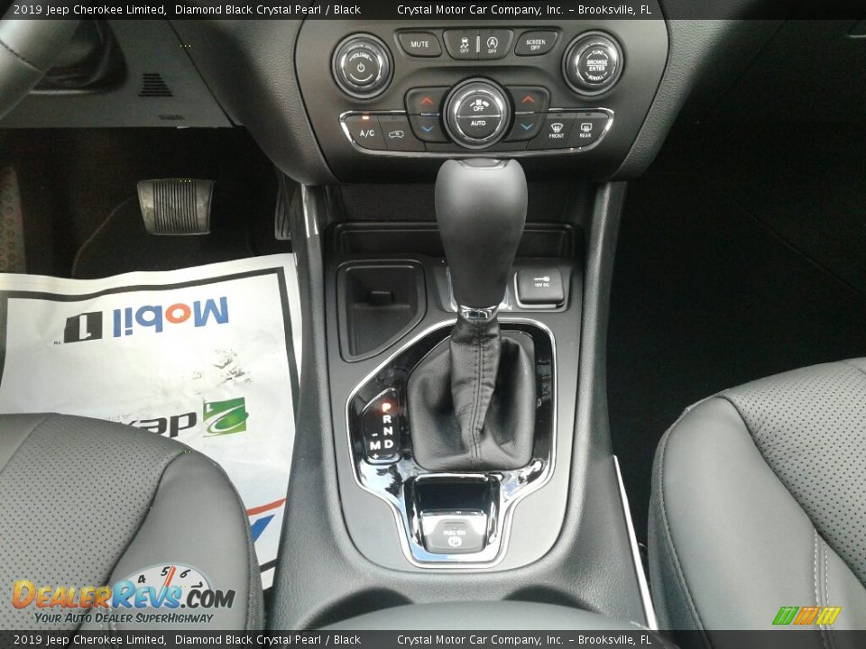 2019 Jeep Cherokee Limited Diamond Black Crystal Pearl / Black Photo #16