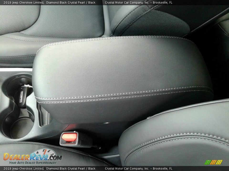 2019 Jeep Cherokee Limited Diamond Black Crystal Pearl / Black Photo #18