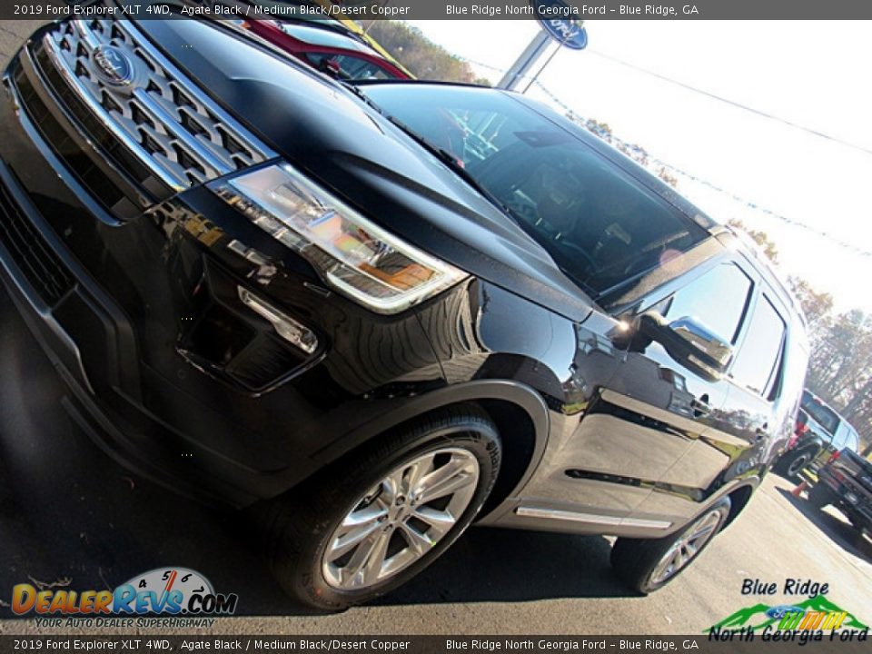 2019 Ford Explorer XLT 4WD Agate Black / Medium Black/Desert Copper Photo #30