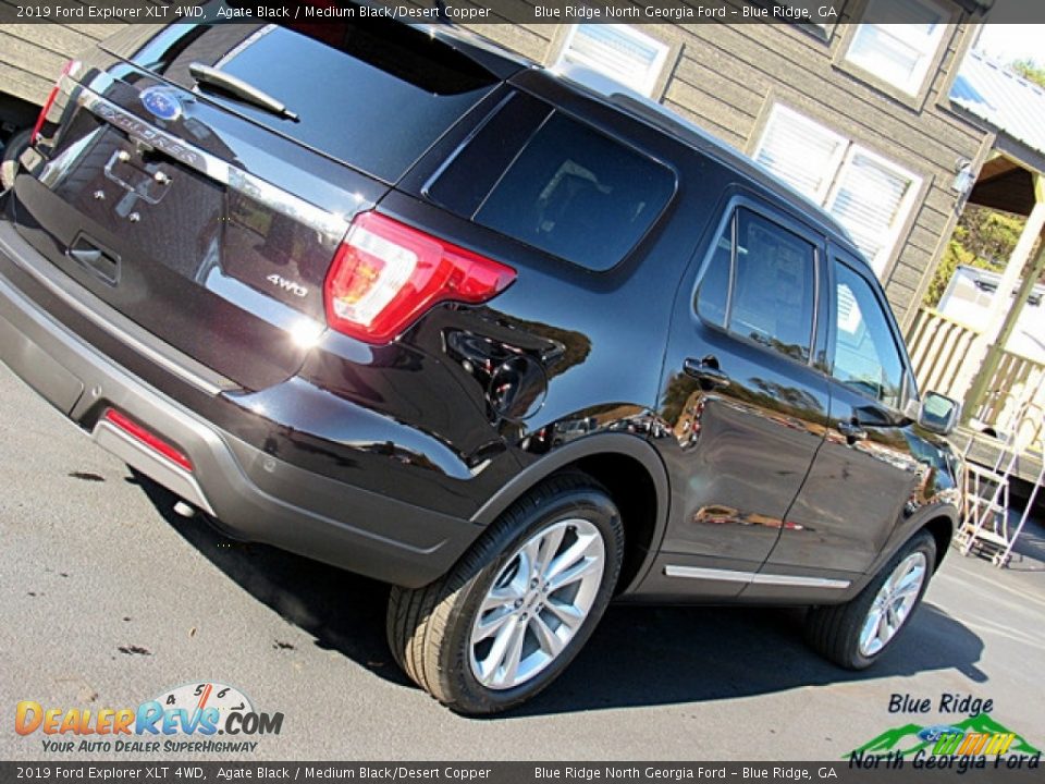 2019 Ford Explorer XLT 4WD Agate Black / Medium Black/Desert Copper Photo #32