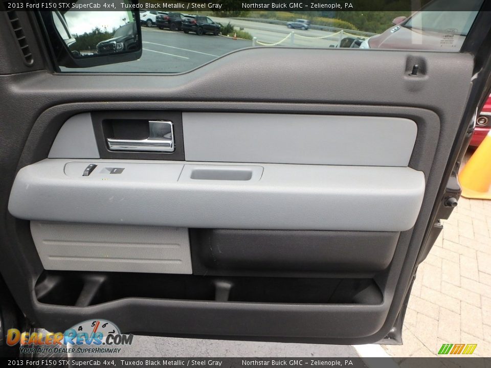 2013 Ford F150 STX SuperCab 4x4 Tuxedo Black Metallic / Steel Gray Photo #6