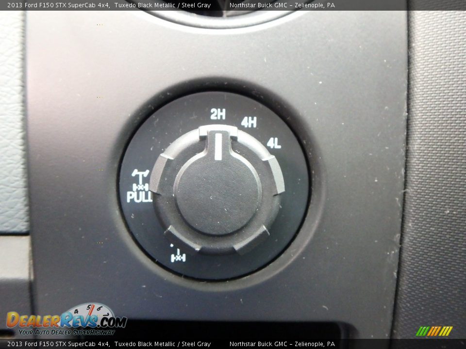 2013 Ford F150 STX SuperCab 4x4 Tuxedo Black Metallic / Steel Gray Photo #27