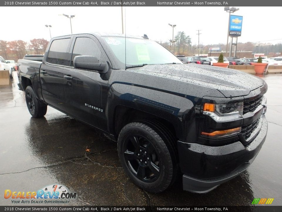 2018 Chevrolet Silverado 1500 Custom Crew Cab 4x4 Black / Dark Ash/Jet Black Photo #10