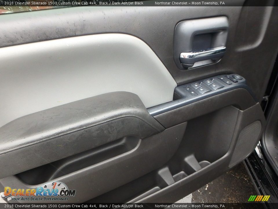 2018 Chevrolet Silverado 1500 Custom Crew Cab 4x4 Black / Dark Ash/Jet Black Photo #23