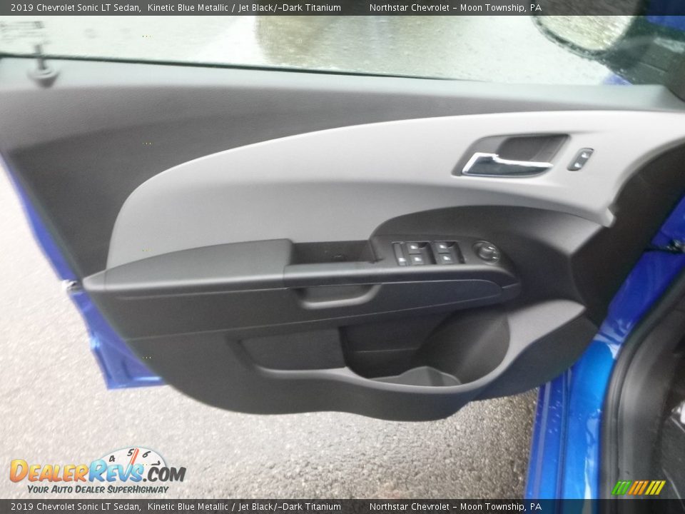 2019 Chevrolet Sonic LT Sedan Kinetic Blue Metallic / Jet Black/­Dark Titanium Photo #14