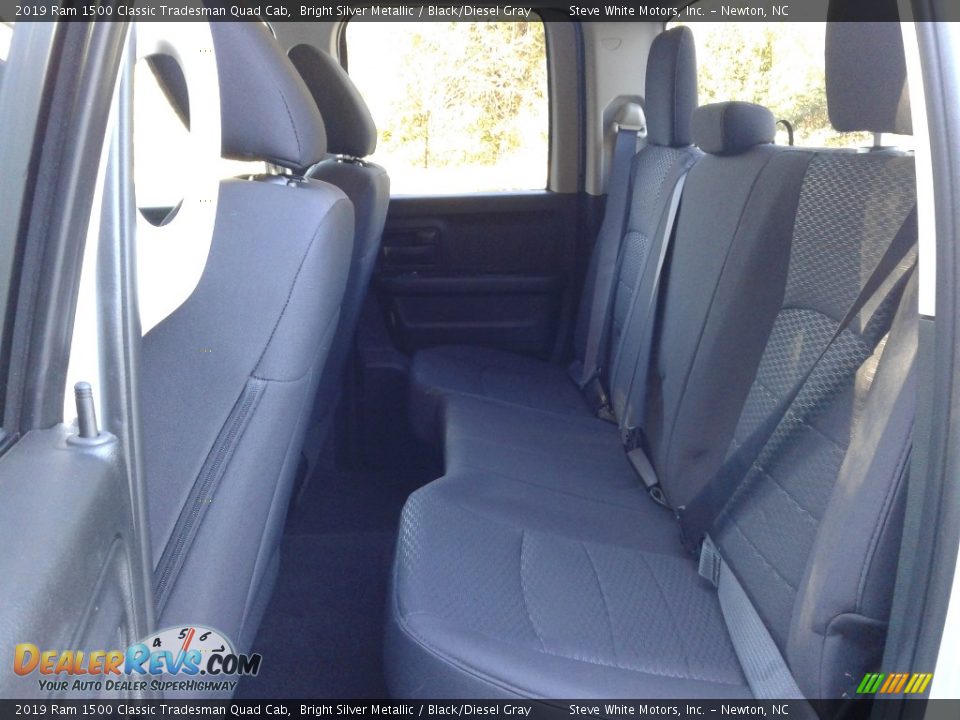 2019 Ram 1500 Classic Tradesman Quad Cab Bright Silver Metallic / Black/Diesel Gray Photo #11
