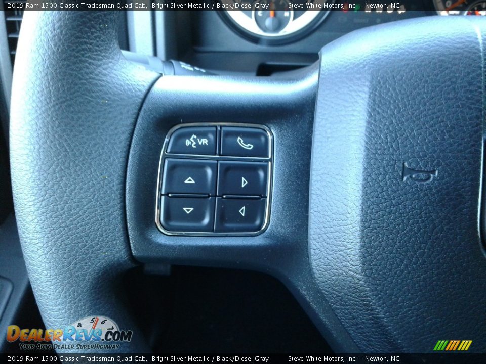 2019 Ram 1500 Classic Tradesman Quad Cab Bright Silver Metallic / Black/Diesel Gray Photo #15