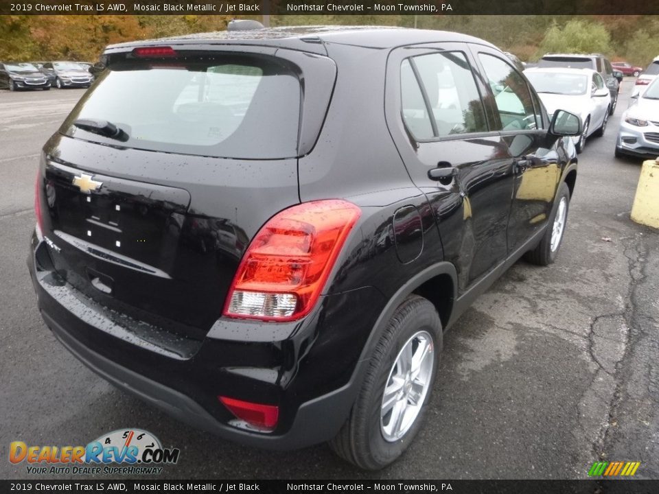 2019 Chevrolet Trax LS AWD Mosaic Black Metallic / Jet Black Photo #5