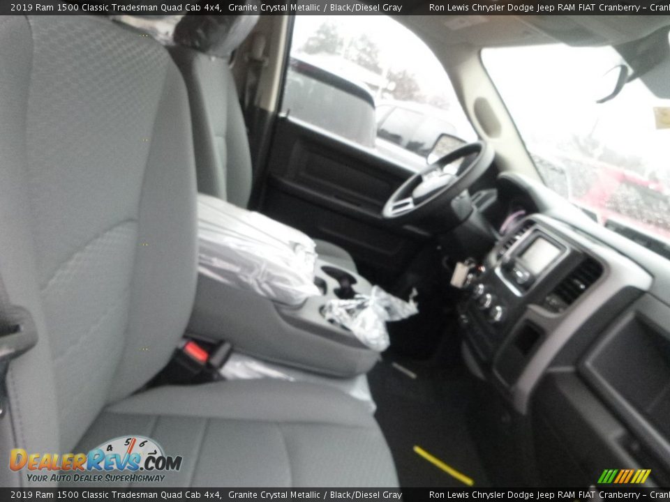 2019 Ram 1500 Classic Tradesman Quad Cab 4x4 Granite Crystal Metallic / Black/Diesel Gray Photo #9