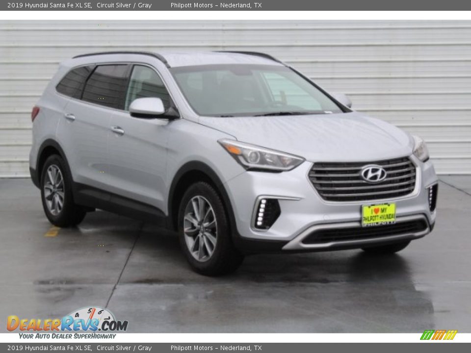 2019 Hyundai Santa Fe XL SE Circuit Silver / Gray Photo #2
