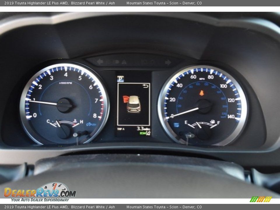 2019 Toyota Highlander LE Plus AWD Blizzard Pearl White / Ash Photo #30