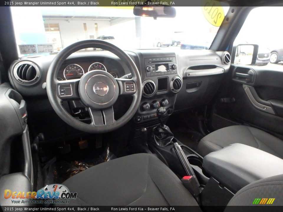 2015 Jeep Wrangler Unlimited Sport 4x4 Black / Black Photo #15