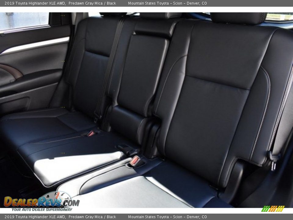 2019 Toyota Highlander XLE AWD Predawn Gray Mica / Black Photo #16