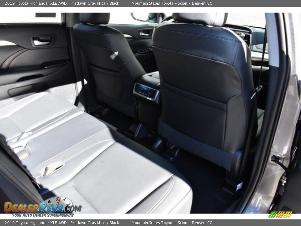2019 Toyota Highlander XLE AWD Predawn Gray Mica / Black Photo #18