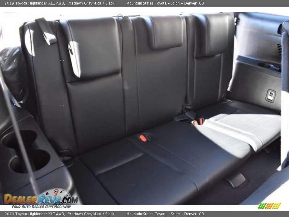 2019 Toyota Highlander XLE AWD Predawn Gray Mica / Black Photo #21