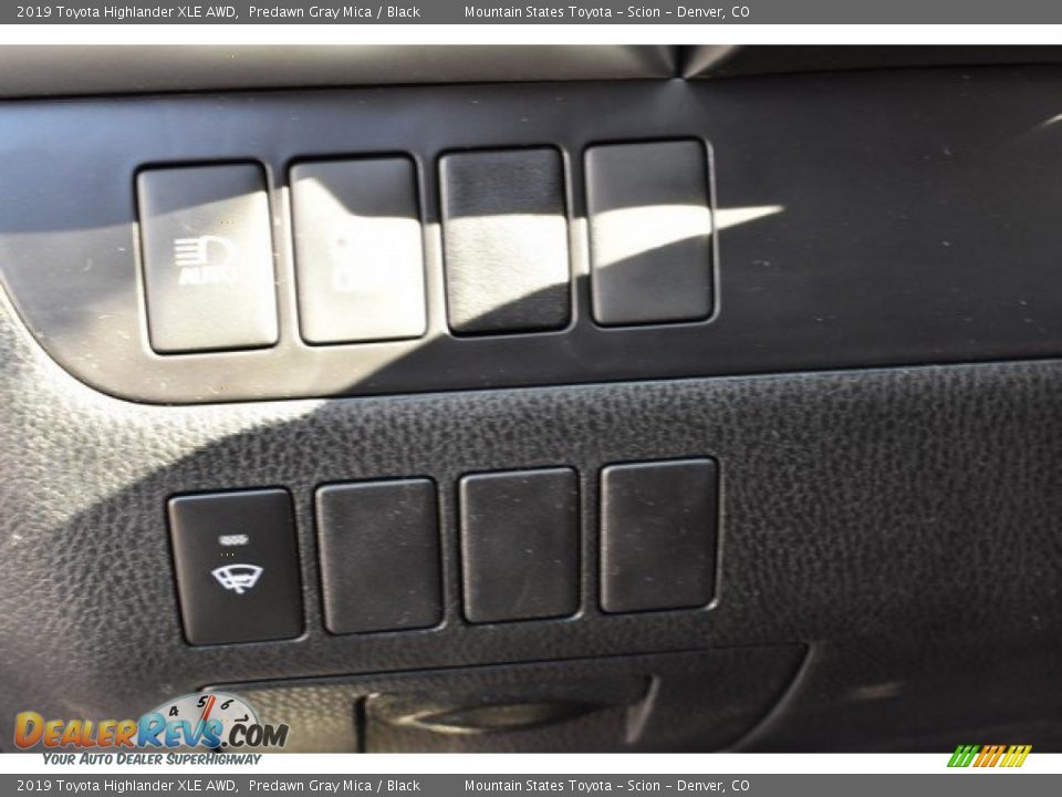 2019 Toyota Highlander XLE AWD Predawn Gray Mica / Black Photo #28