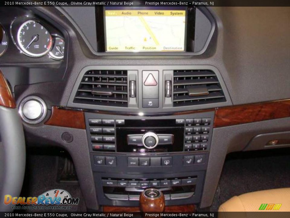 2010 Mercedes-Benz E 550 Coupe Olivine Gray Metallic / Natural Beige Photo #12