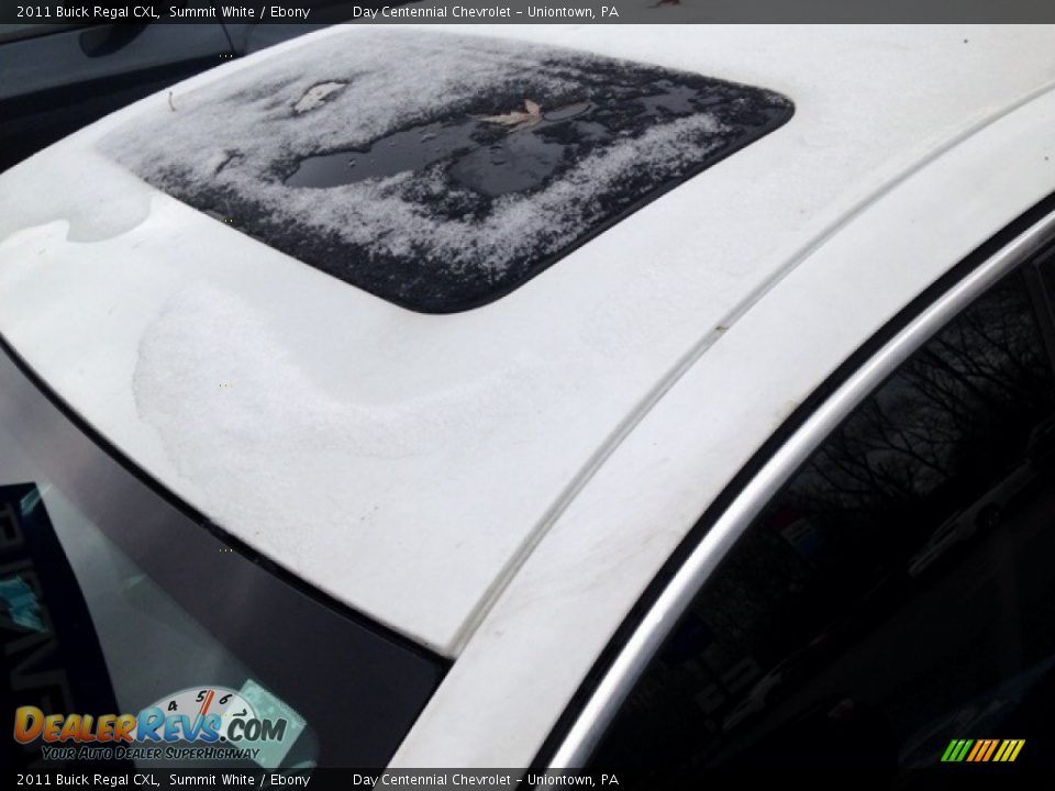 2011 Buick Regal CXL Summit White / Ebony Photo #3