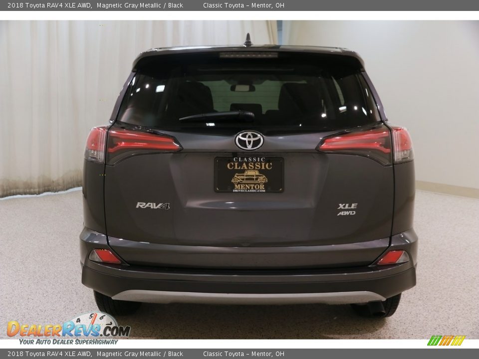 2018 Toyota RAV4 XLE AWD Magnetic Gray Metallic / Black Photo #17