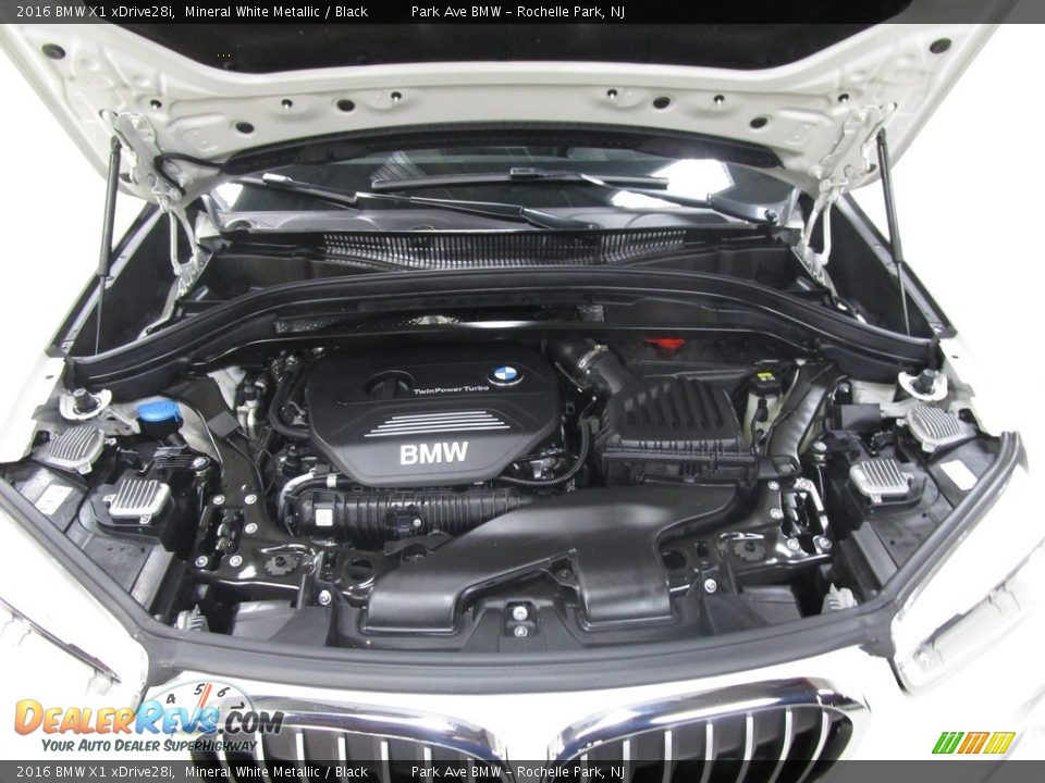 2016 BMW X1 xDrive28i Mineral White Metallic / Black Photo #29