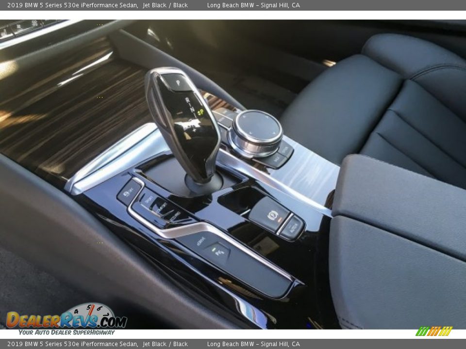 2019 BMW 5 Series 530e iPerformance Sedan Jet Black / Black Photo #7