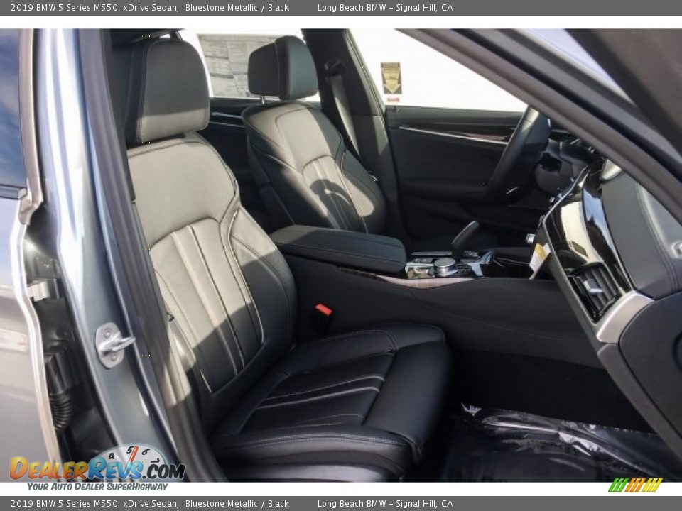 2019 BMW 5 Series M550i xDrive Sedan Bluestone Metallic / Black Photo #5