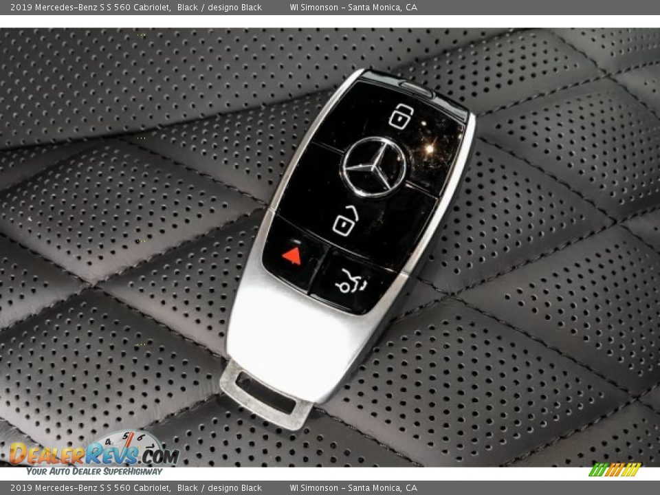 Keys of 2019 Mercedes-Benz S S 560 Cabriolet Photo #11