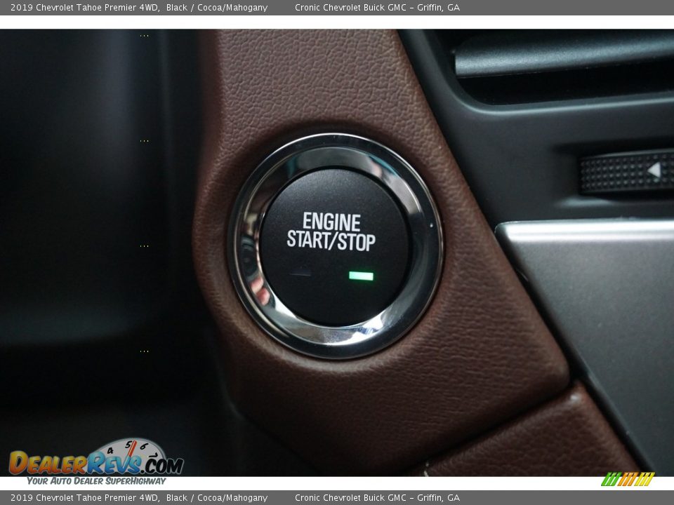 Controls of 2019 Chevrolet Tahoe Premier 4WD Photo #10