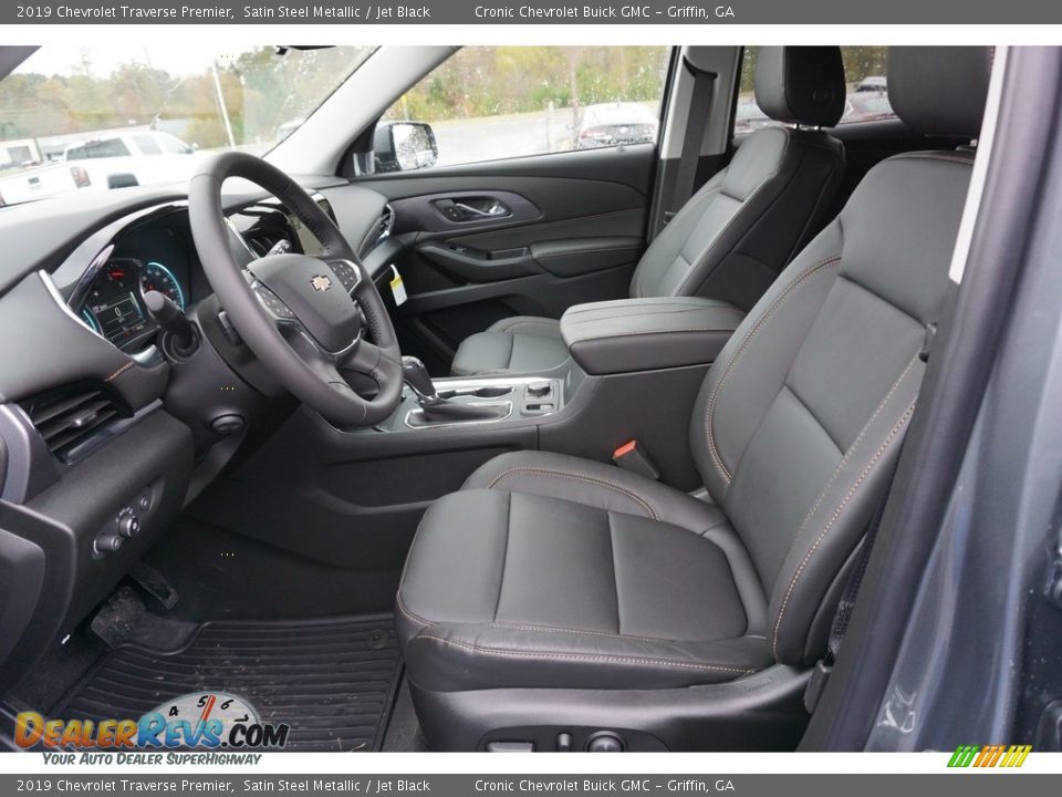 Front Seat of 2019 Chevrolet Traverse Premier Photo #4