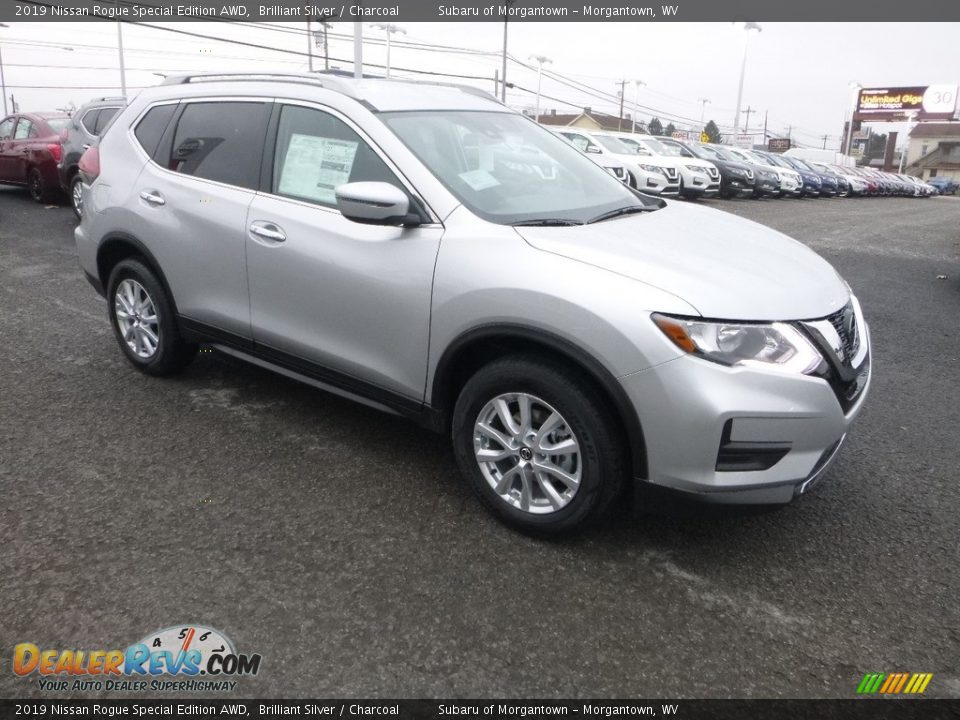 2019 Nissan Rogue Special Edition AWD Brilliant Silver / Charcoal Photo #1