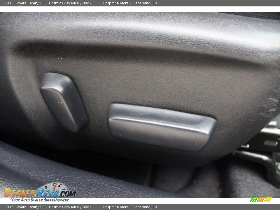 2015 Toyota Camry XSE Cosmic Gray Mica / Black Photo #34