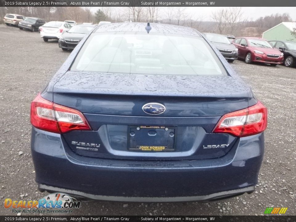 2019 Subaru Legacy 2.5i Premium Abyss Blue Pearl / Titanium Gray Photo #5