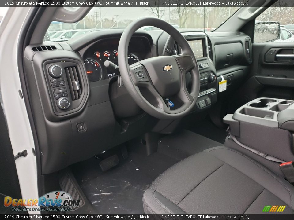 Jet Black Interior - 2019 Chevrolet Silverado 1500 Custom Crew Cab 4WD Photo #7