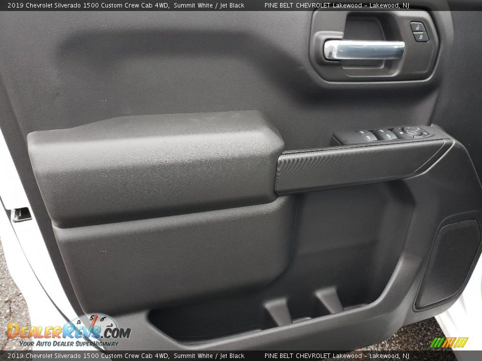 Door Panel of 2019 Chevrolet Silverado 1500 Custom Crew Cab 4WD Photo #8