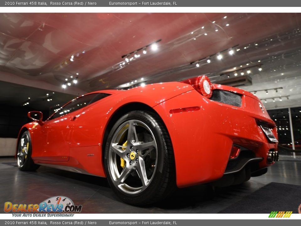 2010 Ferrari 458 Italia Rosso Corsa (Red) / Nero Photo #3